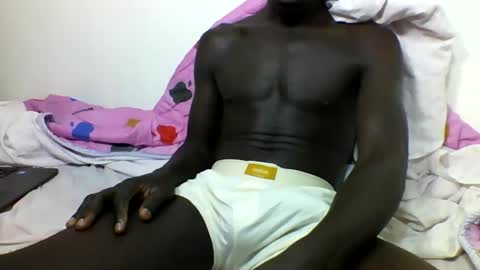 Snapshot of lovelyfeetboy chatting on 7, 4, 2026 lovelyfeetboy online show from 7, 4, 2026