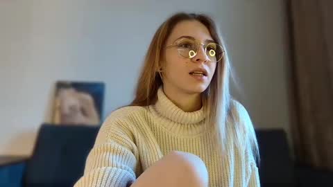 Kate only online show from 8, 3, 2025