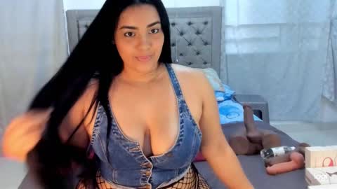 Kendall  online show from 17, 1, 2025