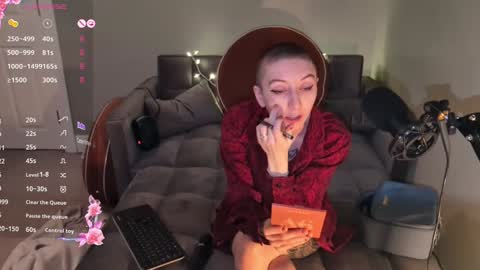 Snapshot of lovelylittlelucyy chatting on 25, 1, 2025 lovelylittlelucyy online show from 25, 1, 2025