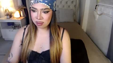 Rebeca online show from 27, 1, 2025