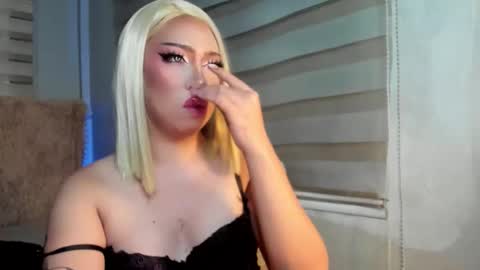 Rebeca online show from 11, 9, 2025