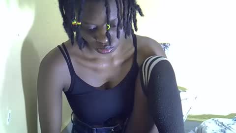 Snapshot of lovelymee2 chatting on 28, 9, 2025 lovelymee2 online show from 28, 9, 2025