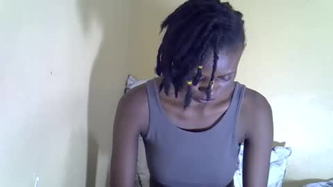 Snapshot of lovelymee2 chatting on 5, 11, 2025 lovelymee2 online show from 5, 11, 2025