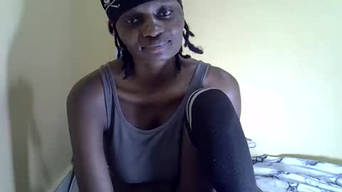 Snapshot of lovelymee2 chatting on 21, 11, 2025 lovelymee2 online show from 21, 11, 2025