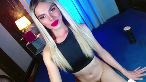 Snapshot of lovelymiss_shyna11 chatting on 4, 3, 2025 lovelymiss_shyna11 online show from 4, 3, 2025