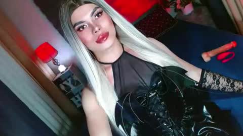 Snapshot of lovelymiss_shyna11 chatting on 16, 10, 2025 lovelymiss_shyna11 online show from 16, 10, 2025