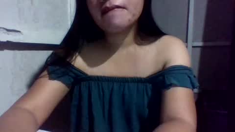 lovelymocha27s online show from 28, 11, 2025