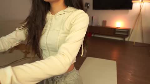 kim online show from 5, 10, 2025