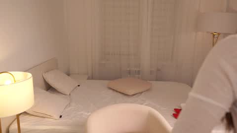 kim online show from 18, 12, 2025