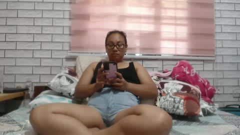 Angelquey online show from 6, 1, 2025