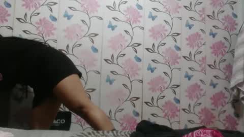 Angelquey online show from 17, 1, 2025