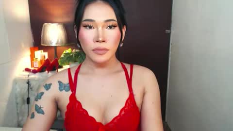 STWEET LINA online show from 28, 3, 2026