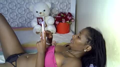 lovelytin online show from 15, 2, 2026