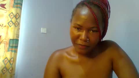 Snapshot of lovelyy_dreams chatting on 17, 5, 2026 Hanna online show from 17, 5, 2026