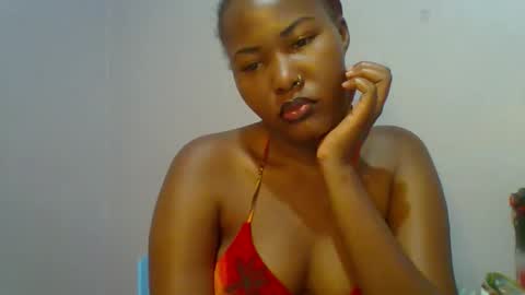 Snapshot of lovelyy_dreams chatting on 21, 5, 2026 Hanna online show from 21, 5, 2026