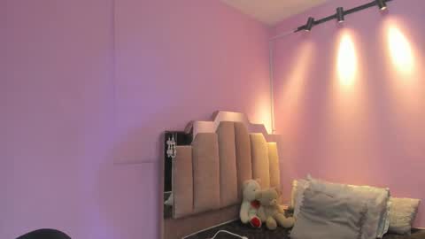 L O V E  online show from 27, 9, 2025