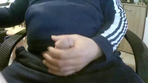 Snapshot of loverea chatting on 10, 2, 2025 loverea online show from 10, 2, 2025