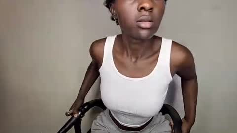 Snapshot of lovergirl2003 chatting on 31, 1, 2025 Kate online show from 31, 1, 2025