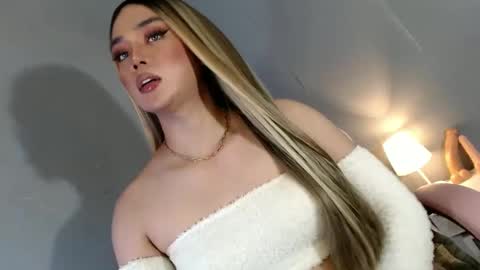 lovers moon22 online show from 19, 12, 2024