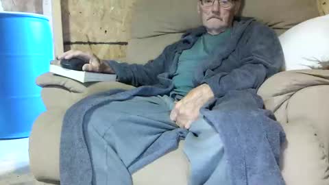 just here to have fun and cum online show from 5, 11, 2025