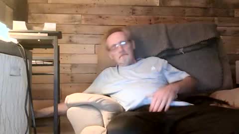 just here to have fun and cum online show from 19, 4, 2026