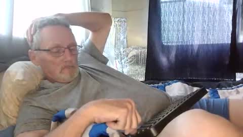 Snapshot of lovesex6565 chatting on 29, 5, 2026 just here to have fun and cum online show from 29, 5, 2026