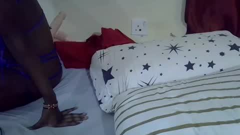 Snapshot of loveslut_ chatting on 16, 9, 2025 loveslut_ online show from 16, 9, 2025
