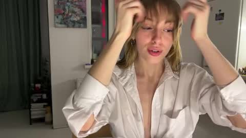 Snapshot of lovesstation chatting on 20, 1, 2025 lovesstation online show from 20, 1, 2025