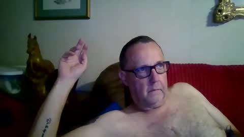 Snapshot of lovesummer69 chatting on 2, 4, 2026 lovesummer69 online show from 2, 4, 2026