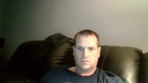 Snapshot of lovetocum37 chatting on 3, 2, 2025 lovetocum37 online show from 3, 2, 2025