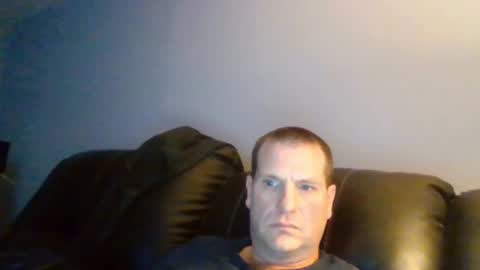 Snapshot of lovetocum37 chatting on 5, 2, 2025 lovetocum37 online show from 5, 2, 2025