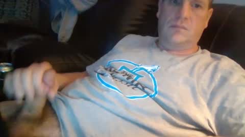 Snapshot of lovetocum37 chatting on 26, 2, 2025 lovetocum37 online show from 26, 2, 2025