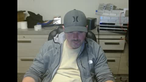 Snapshot of lovetofps chatting on 30, 3, 2026 Love2Game online show from 30, 3, 2026