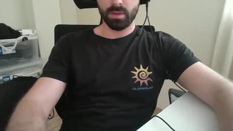 lovetojiz933 online show from 4, 12, 2024