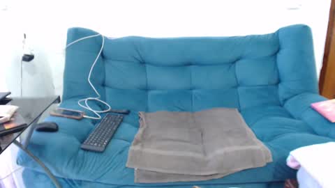 Snapshot of loveuniverse8 chatting on 28, 1, 2025 cutelucy 3 online show from 28, 1, 2025