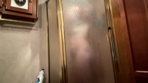 Snapshot of loveyourkittty chatting on 10, 3, 2025 StacyMaeWish online show from 10, 3, 2025