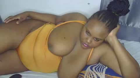 Snapshot of loveytiana chatting on 23, 4, 2026 loveytiana online show from 23, 4, 2026