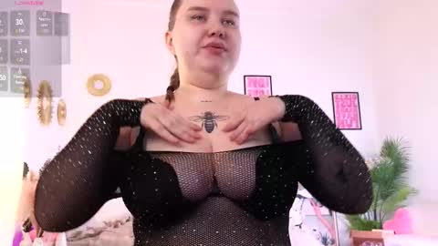 Snapshot of lovingedem chatting on 27, 2, 2026 Call me Aphrodite online show from 27, 2, 2026