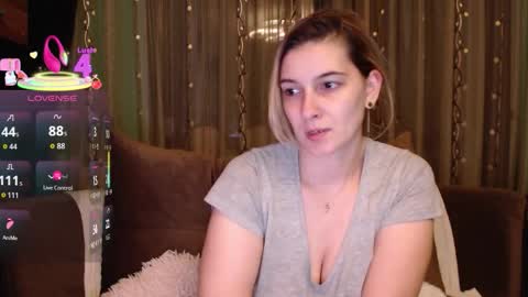 Antonia online show from 27, 10, 2025