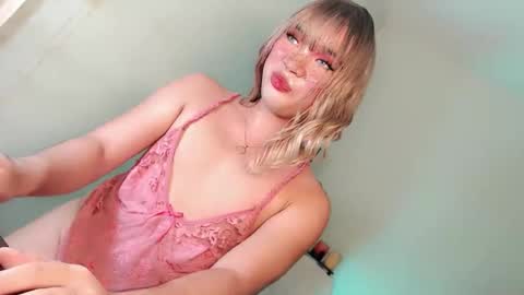 Lovingmonaru969 online show from 22, 3, 2026