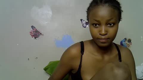 Snapshot of lovly_lastborn1 chatting on 13, 5, 2026 lovly_lastborn1 online show from 13, 5, 2026