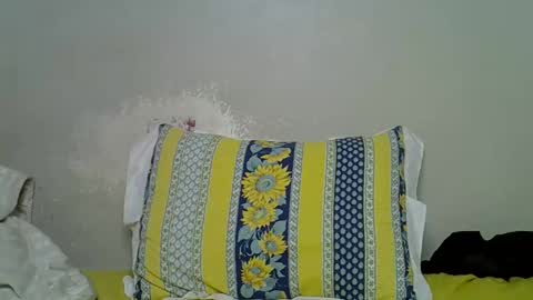 Snapshot of lovly_lastborn1 chatting on 18, 5, 2026 lovly_lastborn1 online show from 18, 5, 2026