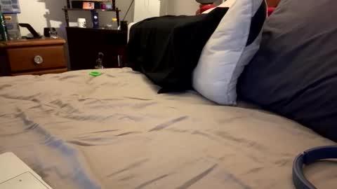 Snapshot of lowkey42011 chatting on 27, 10, 2025 lowkey42011 online show from 27, 10, 2025