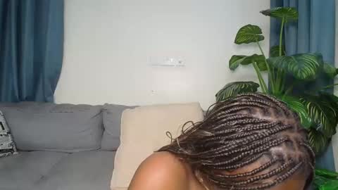 Snapshot of loyalcutie chatting on 20, 12, 2025 loyalcutie online show from 20, 12, 2025