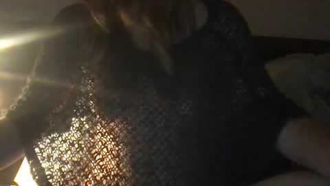 Snapshot of lozivelle chatting on 23, 11, 2025 lozivelle online show from 23, 11, 2025