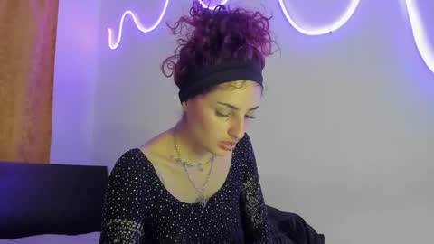 Snapshot of luaar_moon chatting on 8, 1, 2026 Jenn online show from 8, 1, 2026