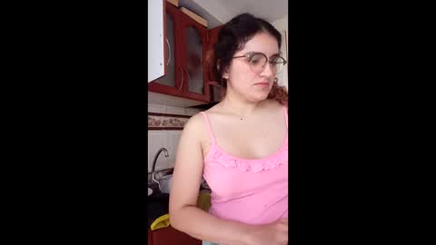 Snapshot of luana363 chatting on 18, 4, 2026 luana363 online show from 18, 4, 2026