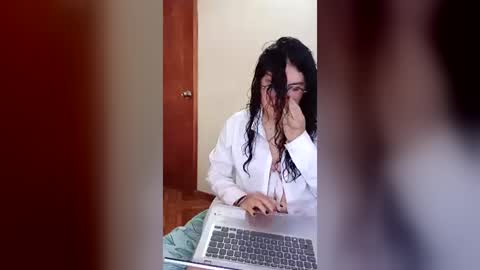 Snapshot of luana363 chatting on 21, 6, 2026 luana363 online show from 21, 6, 2026
