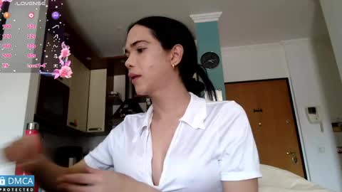 luara_ online show from 21, 5, 2026